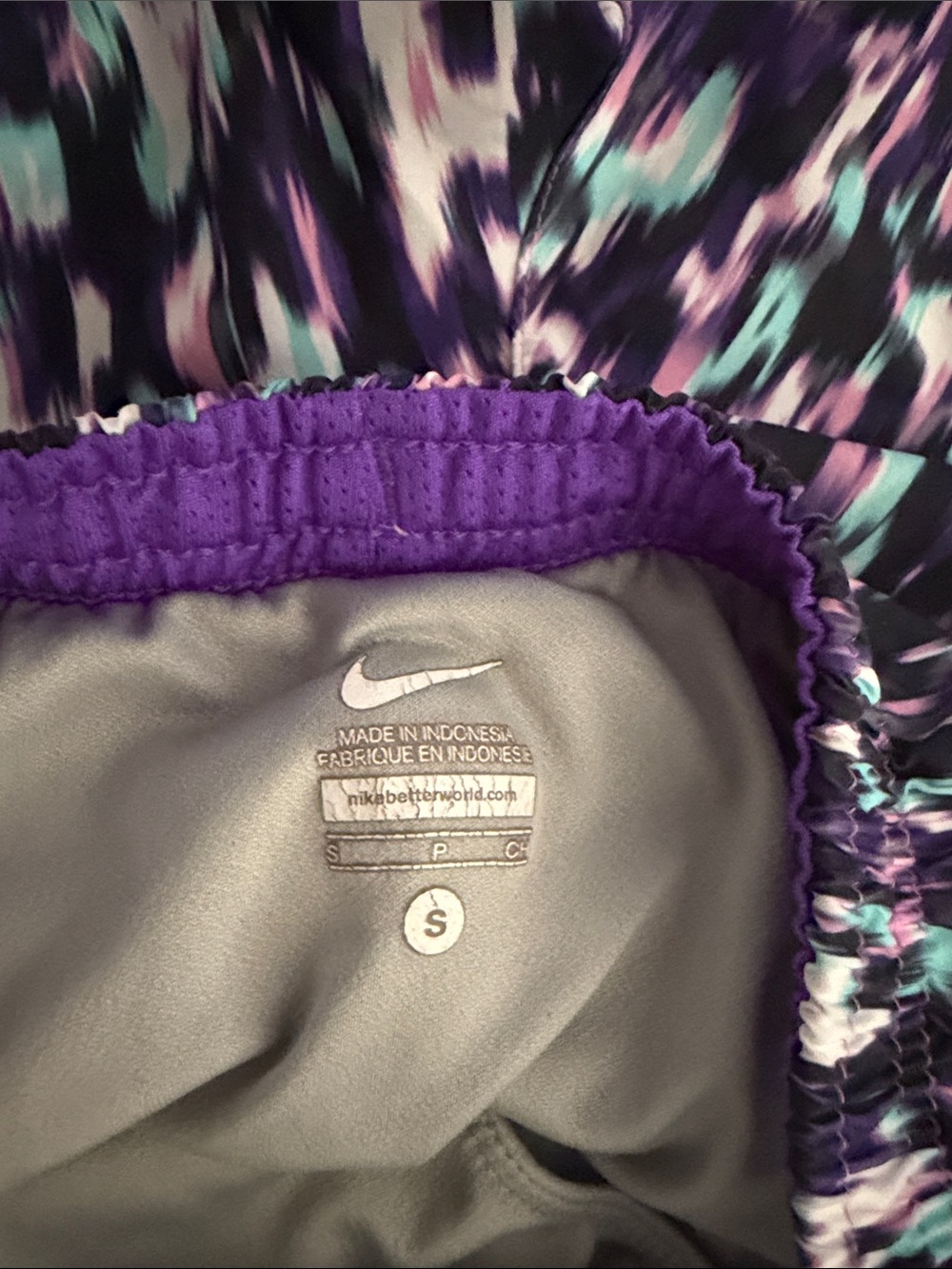 Nike Purple Black Mint Abstract Running Shorts - Picture 3 of 3